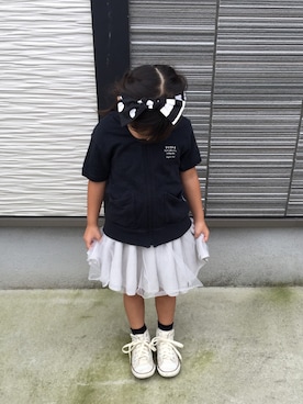 「FITH（フィス）のアイテム（パーカー）」を使った、mahaさん（キッズ・100cm）の秋コーディネート