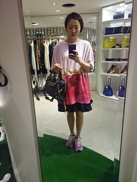「NEW BALANCE（ニューバランス）のアイテム（スニーカー、パープル系）」を使った、natnatさん（レディース・165cm）の秋コーディネート