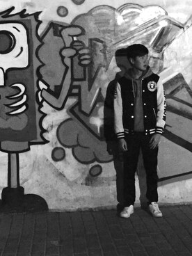 「AAPE BY A BATHING APE（エーエイプバイアベイシングエイプ）のアイテム（ジャケット/アウター）」を使った、Hey內褲さん（メンズ・174cm）の春コーディネート