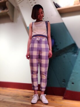 「LILY BROWN（リリーブラウン）のパイピングボーダータンクトップ（タンクトップ、ホワイト系）」を使った、akari suzukiさん（レディース・164cm）の春コーディネート