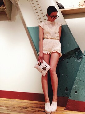 「LILY BROWN（リリーブラウン）のラウンドメガネ（メガネ、ブラック系）」を使った、akari suzukiさん（レディース・164cm）の春コーディネート