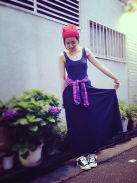 「LILY BROWN（リリーブラウン）のタンクマキシワンピース（ワンピース、ブルー系）」を使った、akari suzukiさん（レディース・164cm）の夏コーディネート