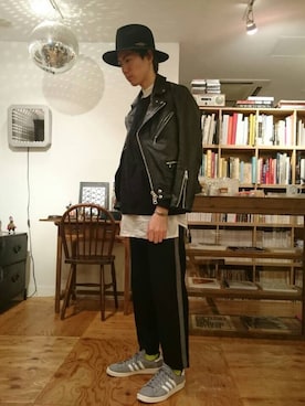 「DIGAWEL（ディガウェル）のアイテム（スラックス）」を使った、宮崎貴大さん（メンズ・172cm）の秋コーディネート