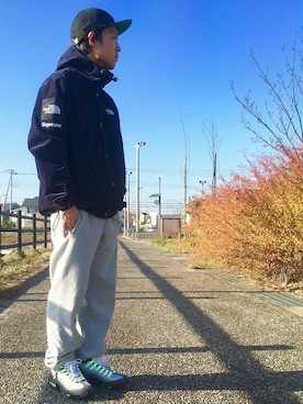 「palace」｜「アイテム（マウンテンパーカー）」を使った、平太郎さん（メンズ・168cm）の冬コーディネート