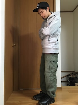 「palace」｜「アイテム（カーゴパンツ）」を使った、平太郎さん（メンズ・168cm）の冬コーディネート