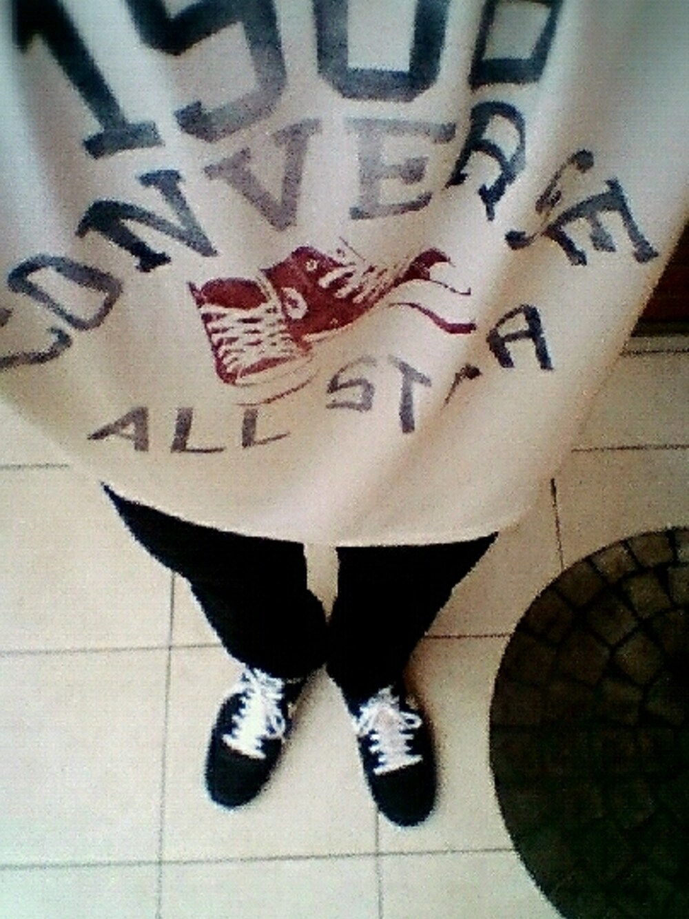 「UNIQLO、Calvin Klein、NIKE、converse」｜「Calvin Kleinのアイテム（腕時計、ブラック系）」を使った、拓海さん（メンズ・170cm）の夏コーディネートの1枚目の写真