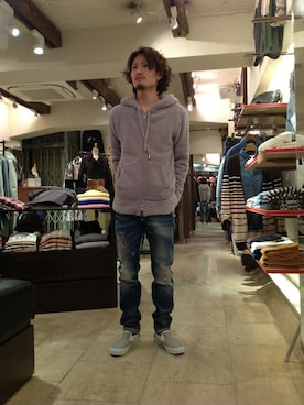 「B'2nd（ビーセカンド）のアイテム（パーカー）」を使った、B'2ndSHINJUKUさん（メンズ・173cm）の冬コーディネート
