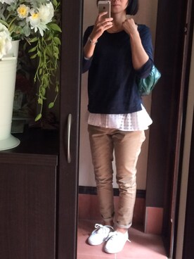 「UNIQLO（ユニクロ）のアイテム（Tシャツ/カットソー、ブルー系）」を使った、モーシャンさん（レディース・161cm）の夏コーディネート