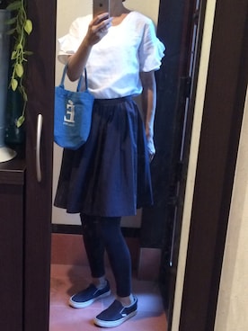 「Te chichi（テチチ）のアイテム（スカート、ブルー系）」を使った、モーシャンさん（レディース・161cm）の秋コーディネート
