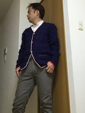 「TAKEO KIKUCHI（タケオキクチ）のアイテム（カーディガン/ボレロ、ブルー系）」を使った、kazuuuuuunさん（メンズ・173cm）の秋コーディネート