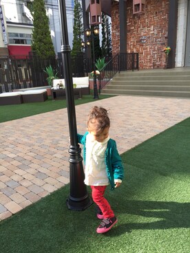 「アイテム（デニムパンツ、レッド系）」を使った、yuziiさん（キッズ・90cm）の夏コーディネート