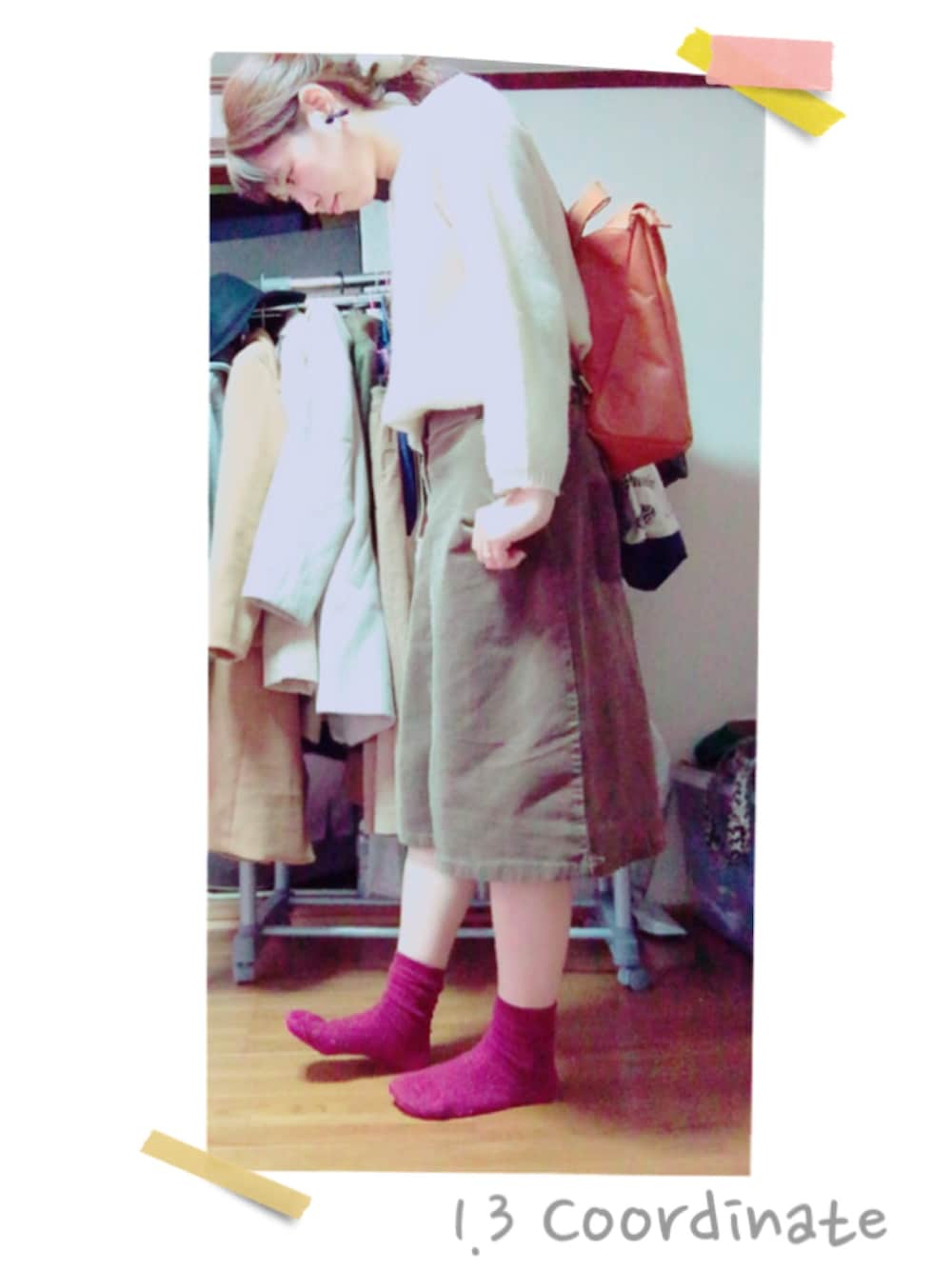 「リボン、マジェスティックレゴン、白ニット、スカート、おんまゆ」｜「zuccheroの【fes/フェス】カウレザーリュック（バックパック/リュック、ブラウン系）」を使った、koroღさん（レディース・159cm）の冬コーディネートの1枚目の写真