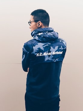 「F.C.R.B.（エフシーアールビー）のアイテム（スタジャン）」を使った、Arvinttさん（メンズ・180cm）の冬コーディネート