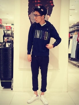 「fragment design（フラグメントデザイン）のアイテム（パンツ）」を使った、Arvinttさん（メンズ・180cm）の冬コーディネート
