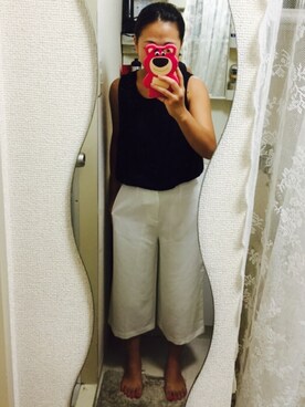 「ガウチョパンツ」｜「アイテム（PC・スマホグッズ/家電）」を使った、ayumiさん（レディース・155cm）の秋コーディネート