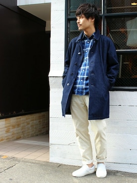 「ネイビー×ホワイト」｜「アイテム（ステンカラーコート）」を使った、JOURNAL STANDARD relumeさん（メンズ・170cm）の秋コーディネート