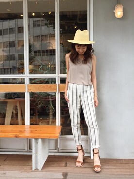 「TODAYFUL（トゥデイフル）のアイテム（サロペット/オーバーオール）」を使った、TOMOMI KANATAさん（レディース・161cm）の秋コーディネート