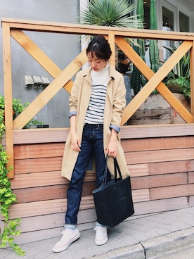 「TODAYFUL（トゥデイフル）のアイテム（トレンチコート）」を使った、TOMOMI KANATAさん（レディース・161cm）の秋コーディネート