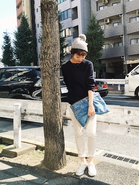 「アイテム（クラッチバッグ）」を使った、TOMOMI KANATAさん（レディース・161cm）の秋コーディネート