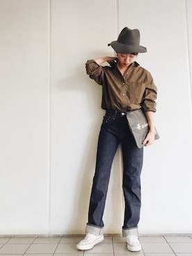 「MATATABI（マタタビ）のアイテム」を使った、TOMOMI KANATAさん（レディース・161cm）の秋コーディネート