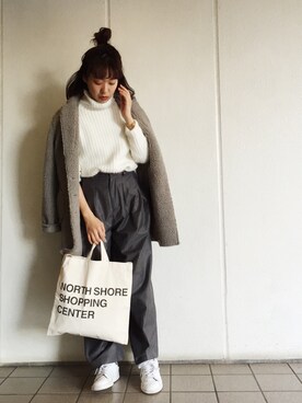 「TODAYFUL（トゥデイフル）のアイテム（チェスターコート）」を使った、TOMOMI KANATAさん（レディース・161cm）の冬コーディネート