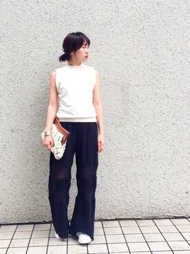 「アイテム（クラッチバッグ）」を使った、TOMOMI KANATAさん（レディース・162cm）の夏コーディネート