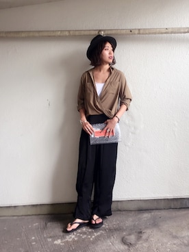 「MATATABI（マタタビ）のアイテム」を使った、TOMOMI KANATAさん（レディース・162cm）の夏コーディネート