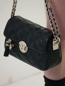 Yonnie Kimさんのコーディネート