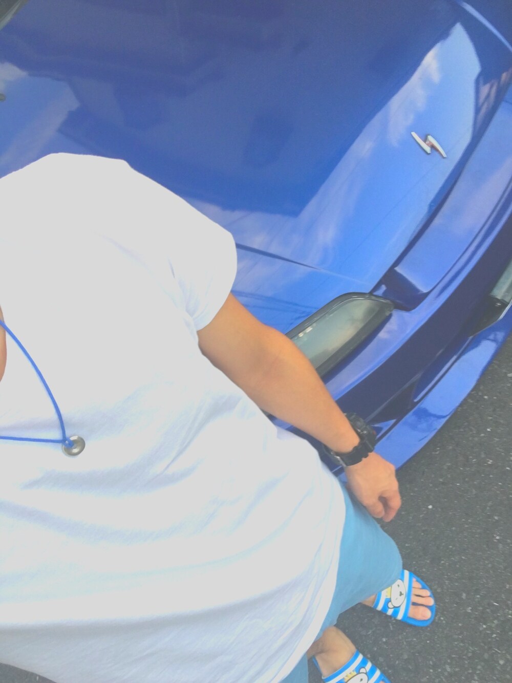 「夏、アディダス、NISSAN、ショートパンツ、休日スタイル」｜「NISSANのアイテム（その他、ブルー系）」を使った、sneaker_1994さん（メンズ・162cm）の夏コーディネートの1枚目の写真