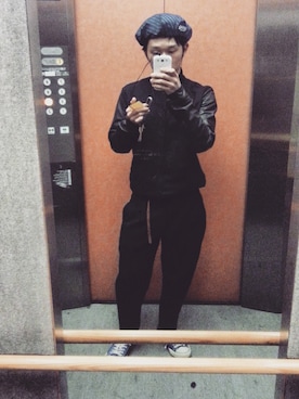 「ART COMES FIRST（アートカムズファースト）のアイテム（スラックス）」を使った、papiKPOPoppinさん（メンズ・163cm）の春コーディネート
