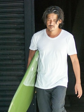 「BRIXTON（ブリクストン）のアイテム（パンツ）」を使った、Kenji Satoさん（メンズ・170cm）の秋コーディネート