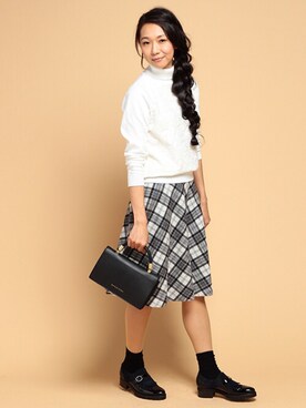 「Soareak（ソアリーク）のアイテム（スカート）」を使った、Maryさん（レディース・158cm）の冬コーディネート