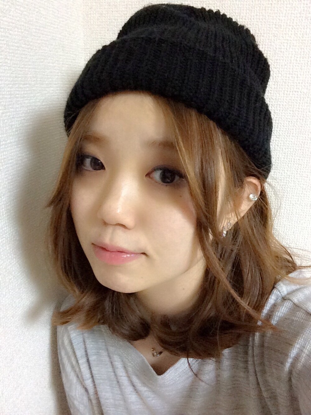 「hair、ニット帽」｜「4℃のピアス（ピアス（両耳用）、シルバー系）」を使った、ayumiさん（レディース・163cm）の冬コーディネートの1枚目の写真