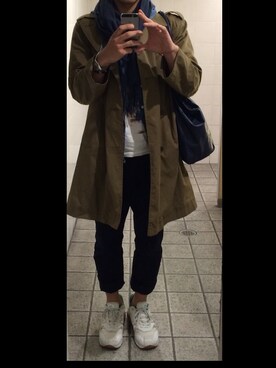 「アイテム（スニーカー、ホワイト系）」を使った、大石 貴之さん（メンズ・175cm）の春コーディネート