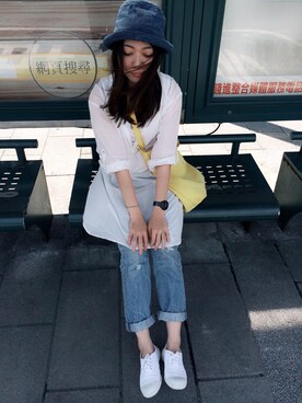 「BENSIMON（ベンシモン）のアイテム（スニーカー、ホワイト系）」を使った、Nickyさん（レディース）の夏コーディネート