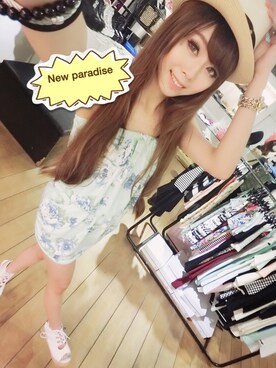 林奕岑さんのコーディネート