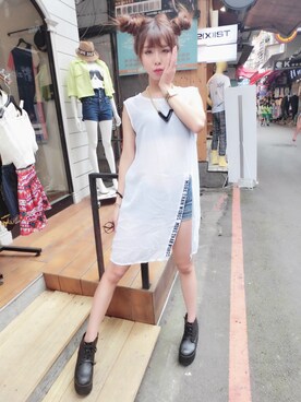 林奕岑さんのコーディネート