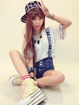 林奕岑さんのコーディネート