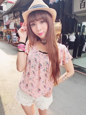 林奕岑さんのコーディネート