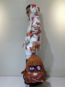 「L.H.P（エルエイチピー）のアイテム（トップス）」を使った、ERI  TAKEDAさん（レディース・157cm）の秋コーディネート