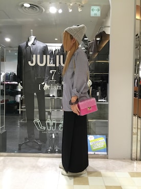 「L.H.P（エルエイチピー）のアイテム（バッグ）」を使った、ERI  TAKEDAさん（レディース・157cm）の冬コーディネート