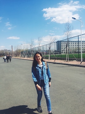 小奶牛阿さん（レディース）の春コーディネート