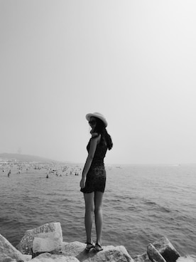 「PULL&BEAR（プルアンドベア）のアイテム（スカート、ブラウン系）」を使った、伟大甜不辣さん（レディース・168cm）の冬コーディネート