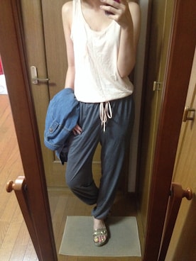 「アイテム（つなぎ/オールインワン、グレー系）」を使った、kaorinnさん（レディース・158cm）の夏コーディネート