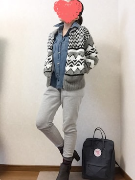 「ダンガリーシャツ」｜「アイテム（その他アウター）」を使った、kaorinnさん（レディース・158cm）の春コーディネート