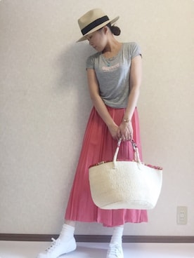 「スカウチョ」｜「アイテム（スニーカー）」を使った、kaorinnさん（レディース・158cm）の春コーディネート