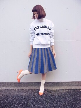 「ひざ丈スカート」｜「アイテム（スウェット）」を使った、eyeRONIMさん（レディース・165cm）の冬コーディネート