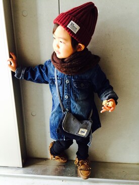 「アイテム（ボディバッグ/ウエストポーチ、ブルー系）」を使った、miyuuu.さん（キッズ・90cm）の秋コーディネート