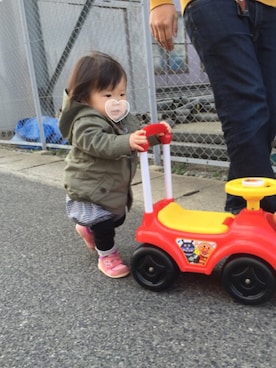 「babygap」｜「アイテム（ミリタリージャケット）」を使った、*Miiiii*さん（キッズ・70cm）の冬コーディネート