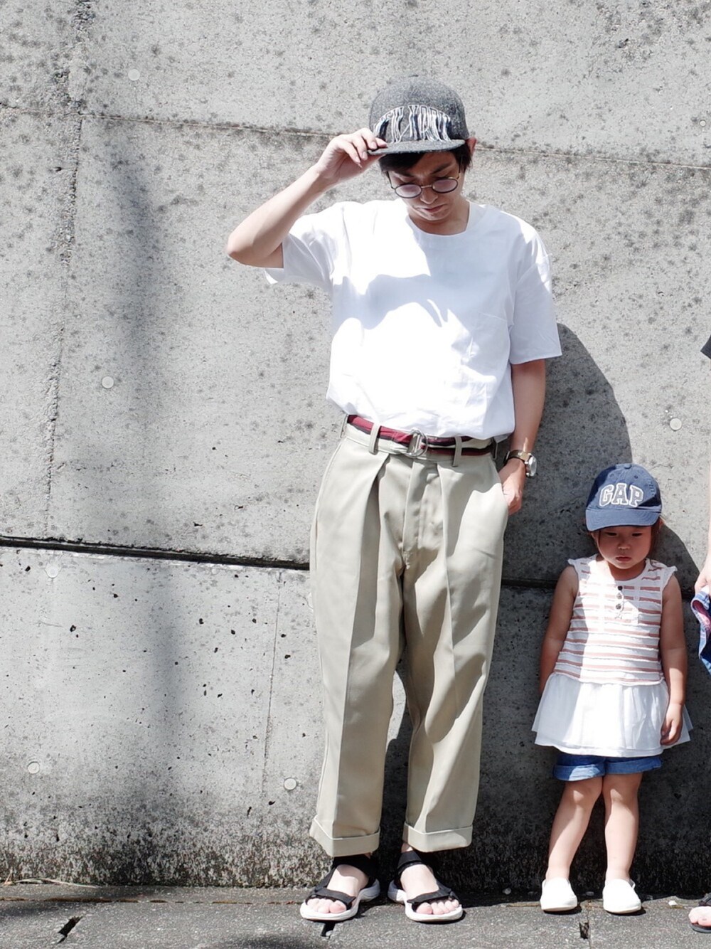 「キャップ」｜「doubletのアイテム（キャップ、グレー系）」を使った、チョカオさん（メンズ・170cm）の秋コーディネートの1枚目の写真
